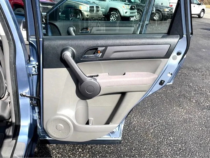 2008 Honda CR-V LX photo 29