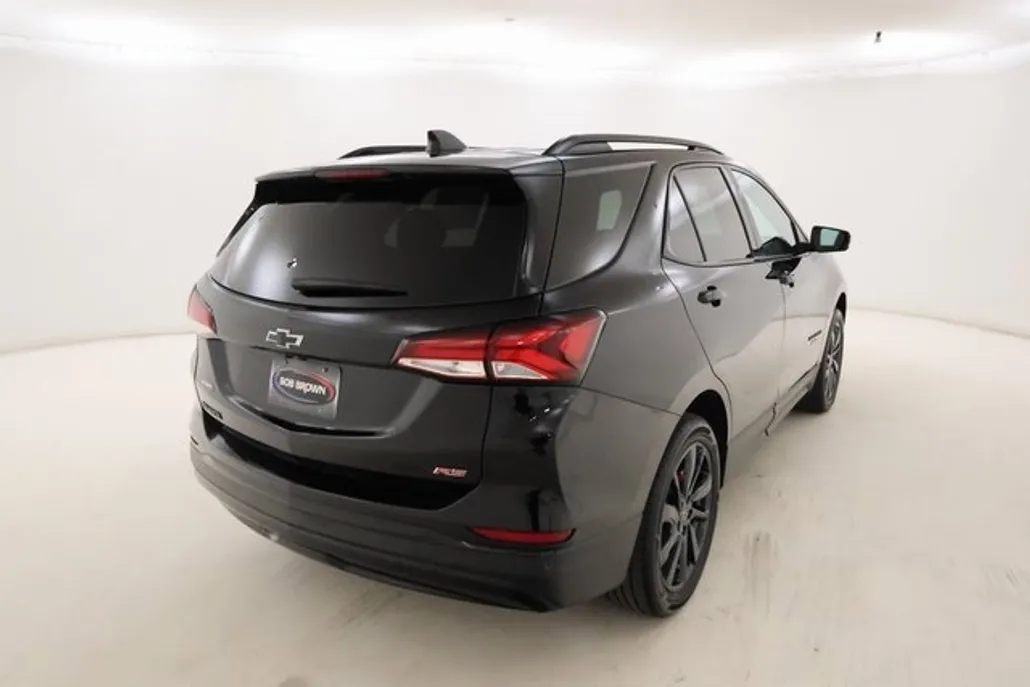 2024 Chevrolet Equinox RS photo 1