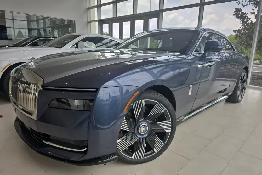 2025 Rolls Royce Spectre photo 1