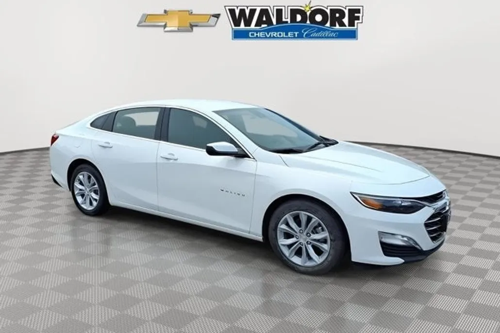 2023 Chevrolet Malibu 1LT photo 1