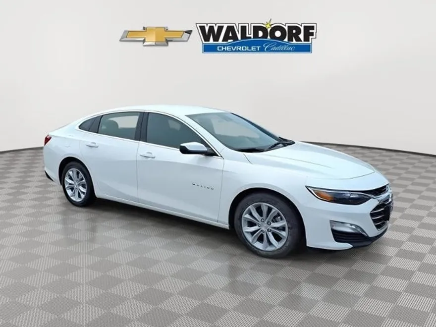 2023 Chevrolet Malibu 1LT photo 1