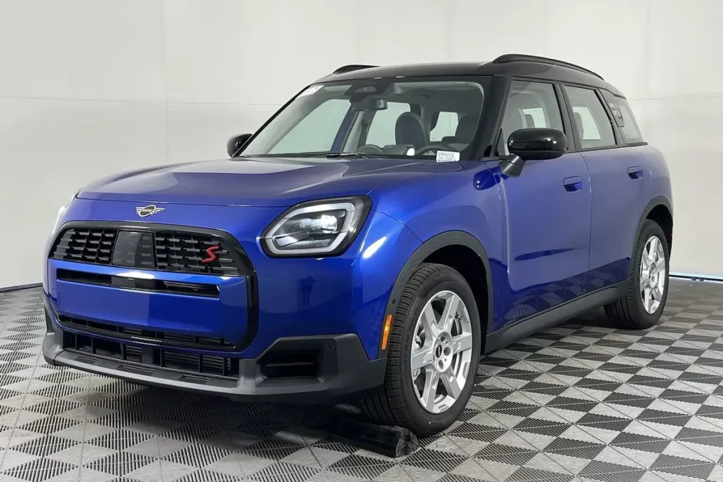 2025 Mini Countryman S photo 1
