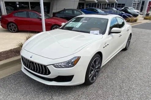 2023 Maserati Ghibli GT photo 2