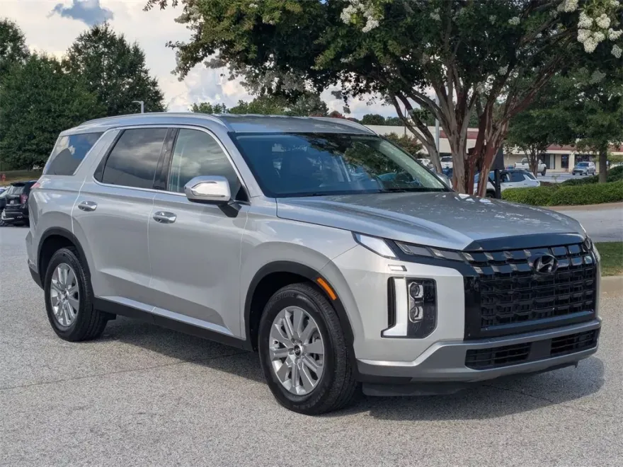 2024 Hyundai Palisade SEL photo 1