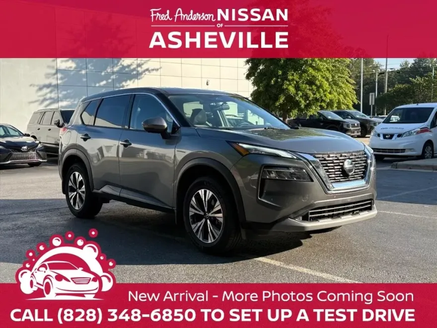 2021 Nissan Rogue SV photo 1