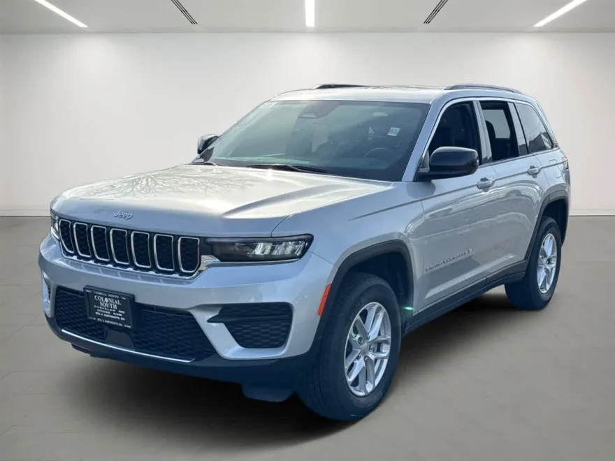 2025 Jeep Grand Cherokee Laredo X photo 1