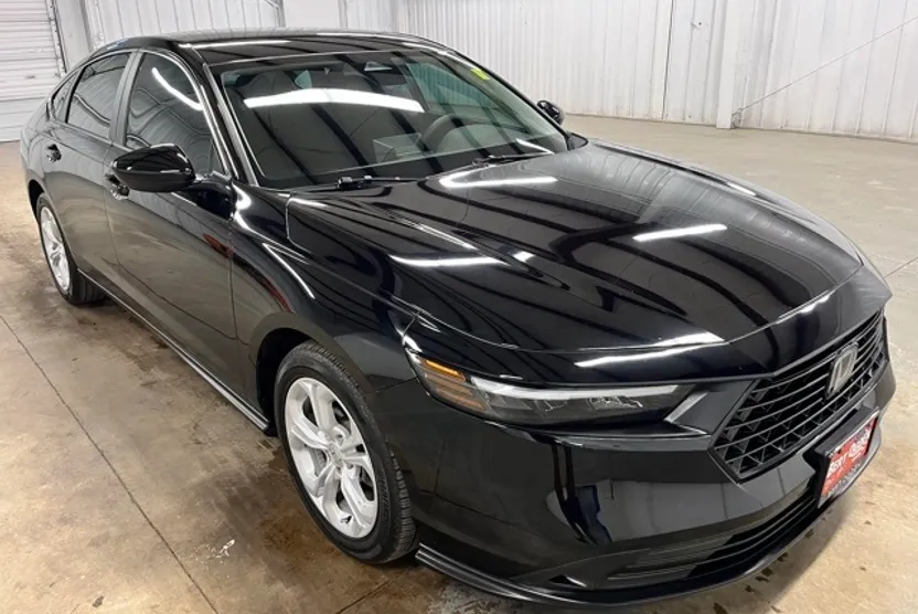 2024 Honda Accord LX photo 1