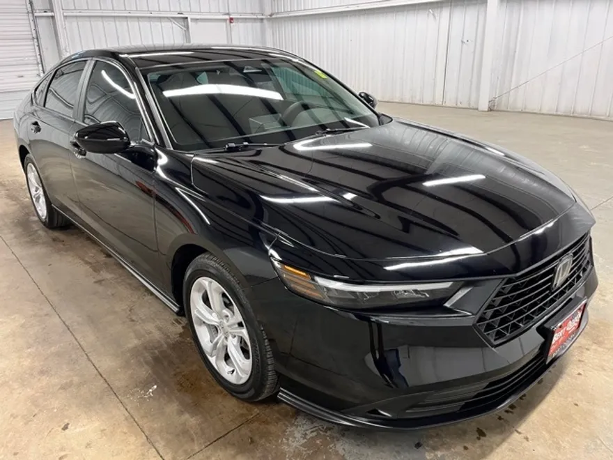 2024 Honda Accord LX photo 1
