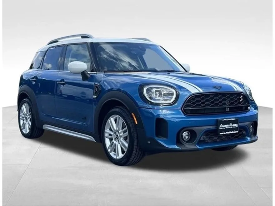 2023 Mini Countryman ALL4 S photo 1