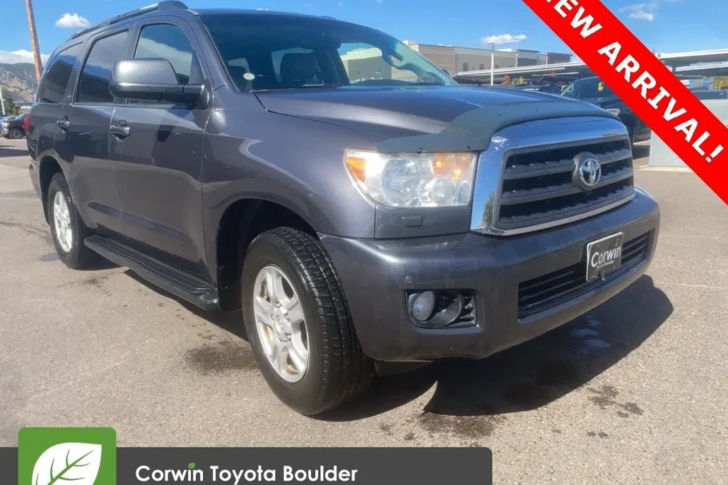 2012 Toyota Sequoia SR5 photo 1