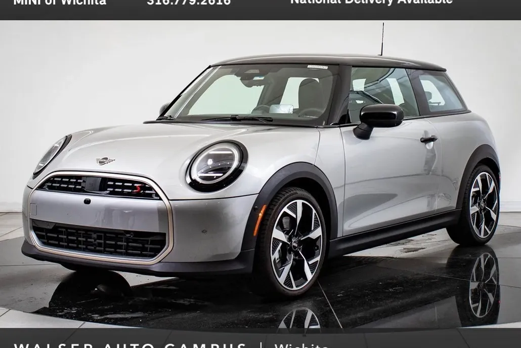 2025 Mini Cooper 2 Door Hardtop S photo 1