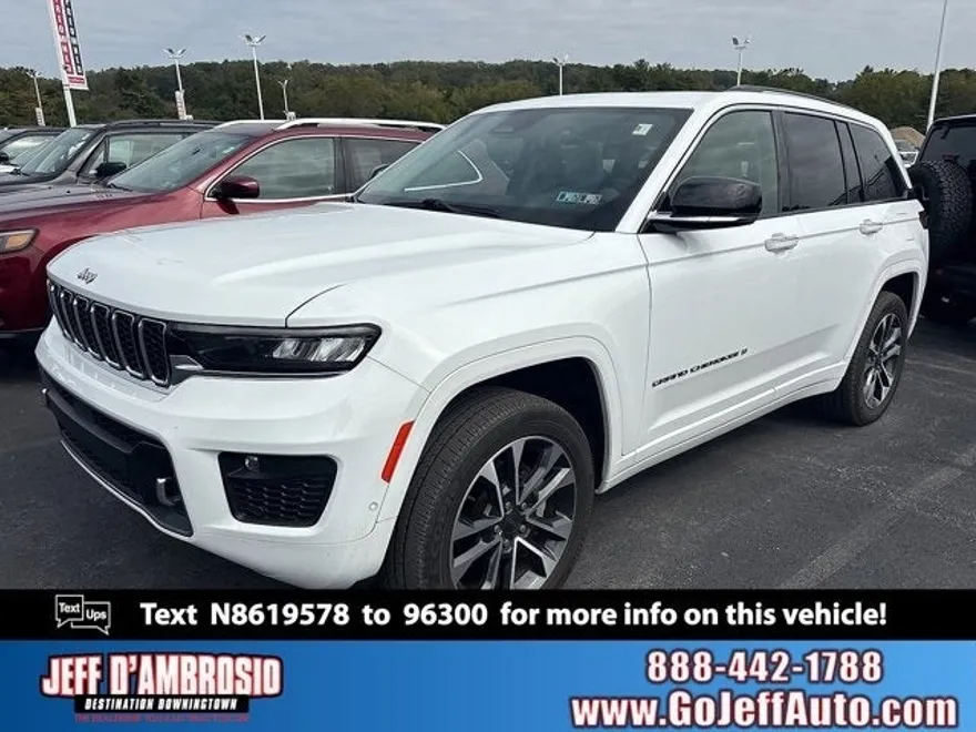 2022 Jeep Grand Cherokee Overland photo 1