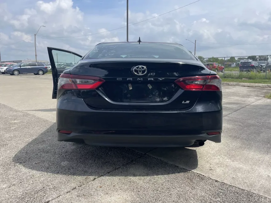 2024 Toyota Camry LE photo 1