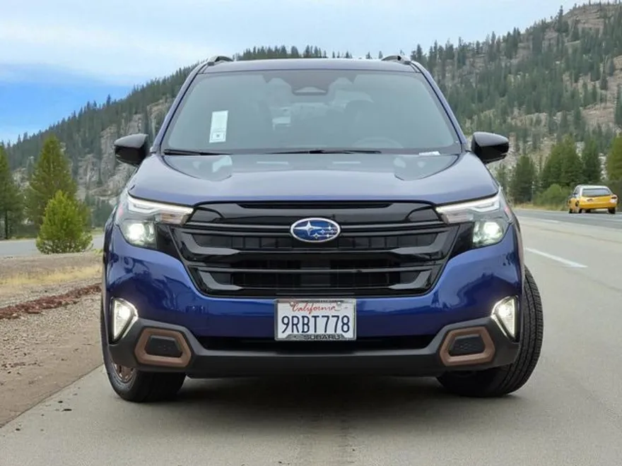 2025 Subaru Forester Sport Base photo 1