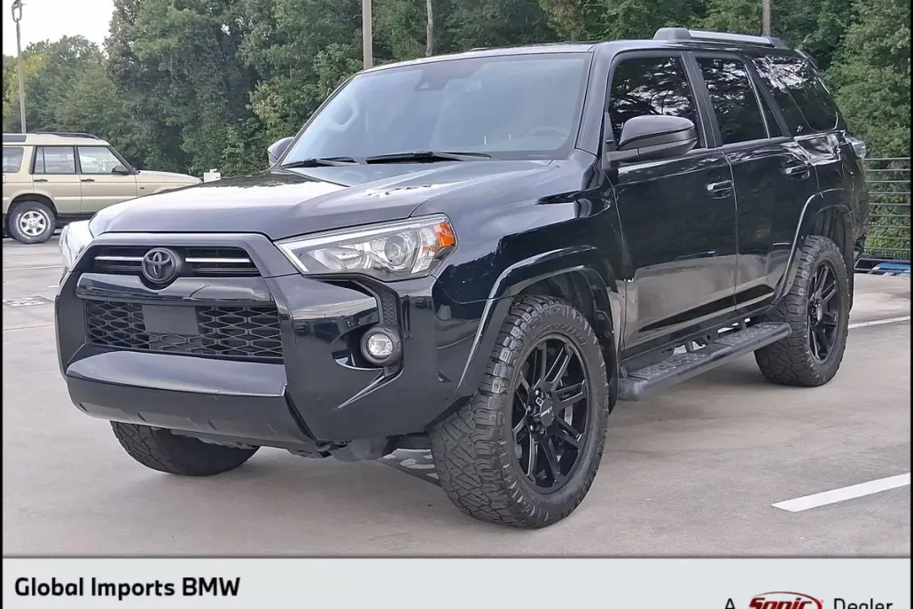 2023 Toyota 4Runner SR5 photo 1