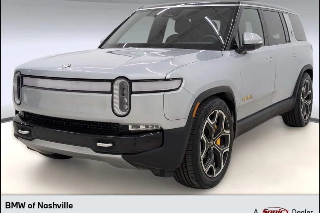 2024 Rivian R1S Adventure photo 1