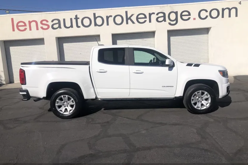 2018 Chevrolet Colorado LT photo 1