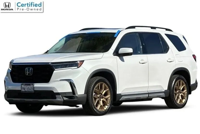 2024 Honda Pilot Touring photo 1