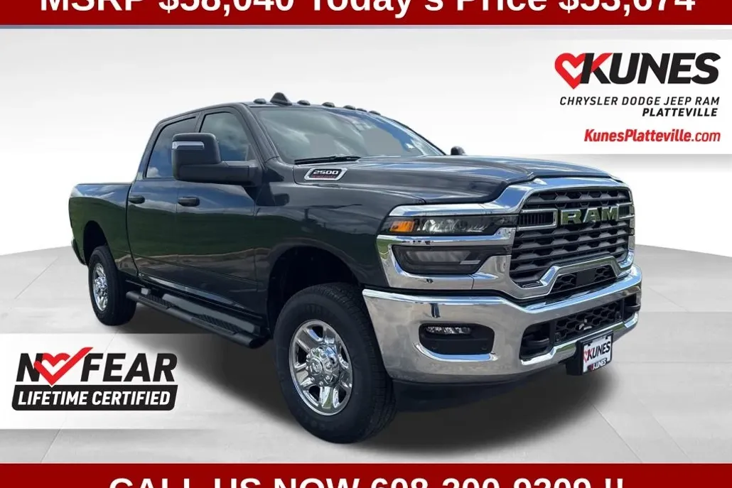 2025 Ram 2500 Tradesman photo 1
