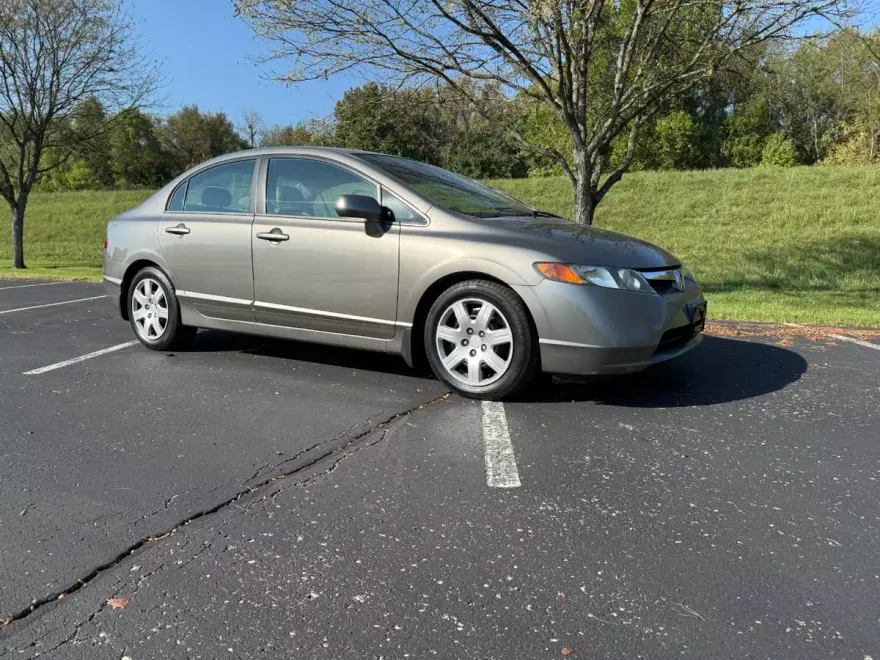 2006 Honda Civic LX photo 1
