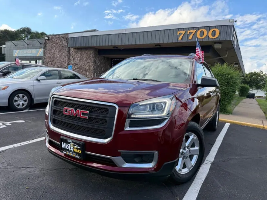 2016 Gmc Acadia SLE photo 1