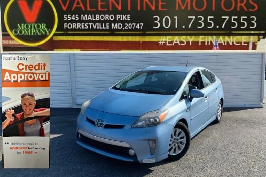 2012 Toyota Prius Plug-in Advanced photo 1