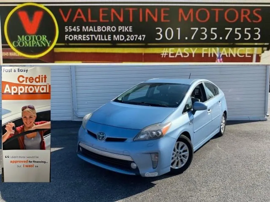 2012 Toyota Prius Plug-in Advanced photo 1