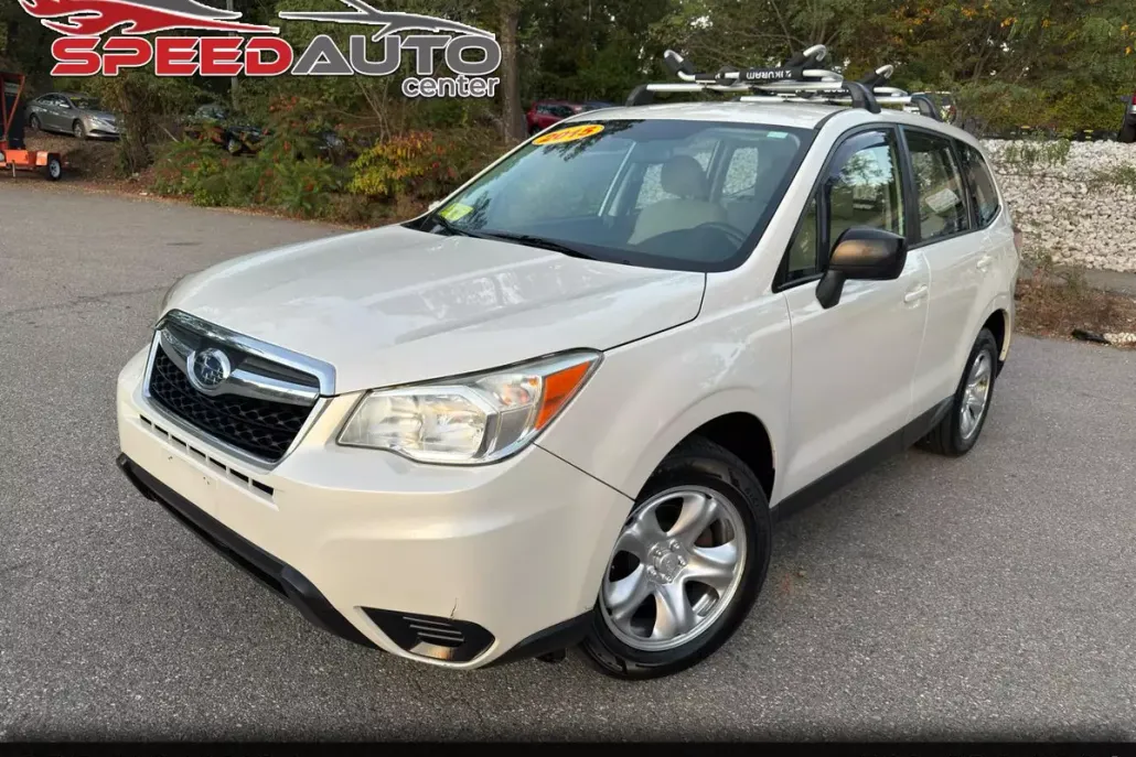 2015 Subaru Forester 2.5i photo 1