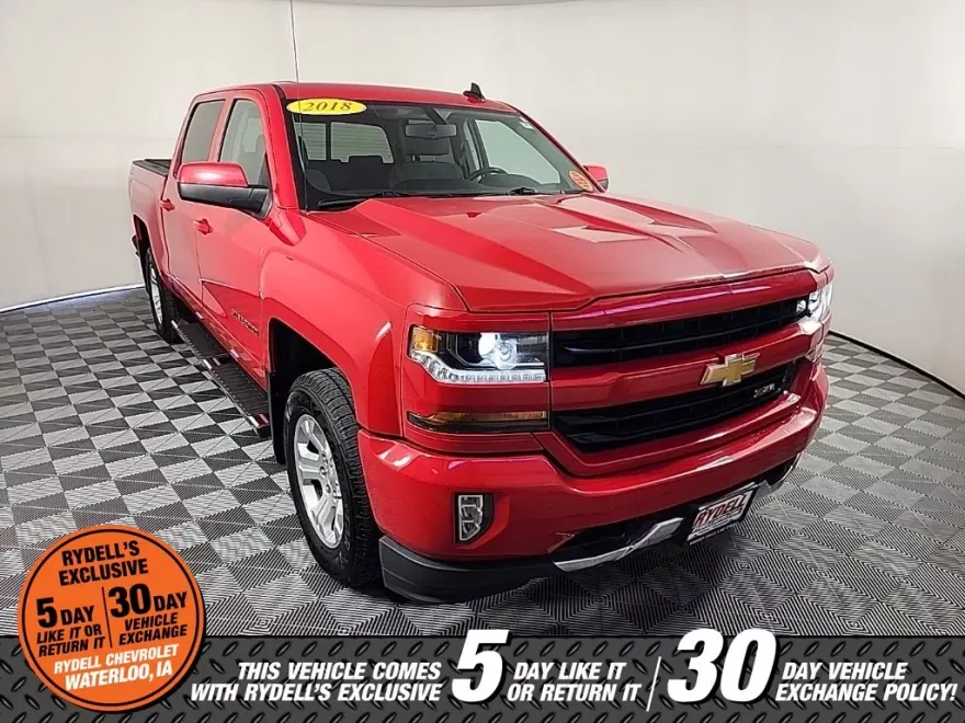 2018 Chevrolet Silverado 1500 LT photo 2
