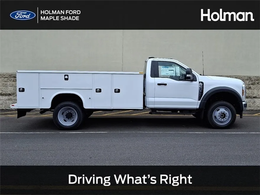 2025 Ford F-450 photo 1