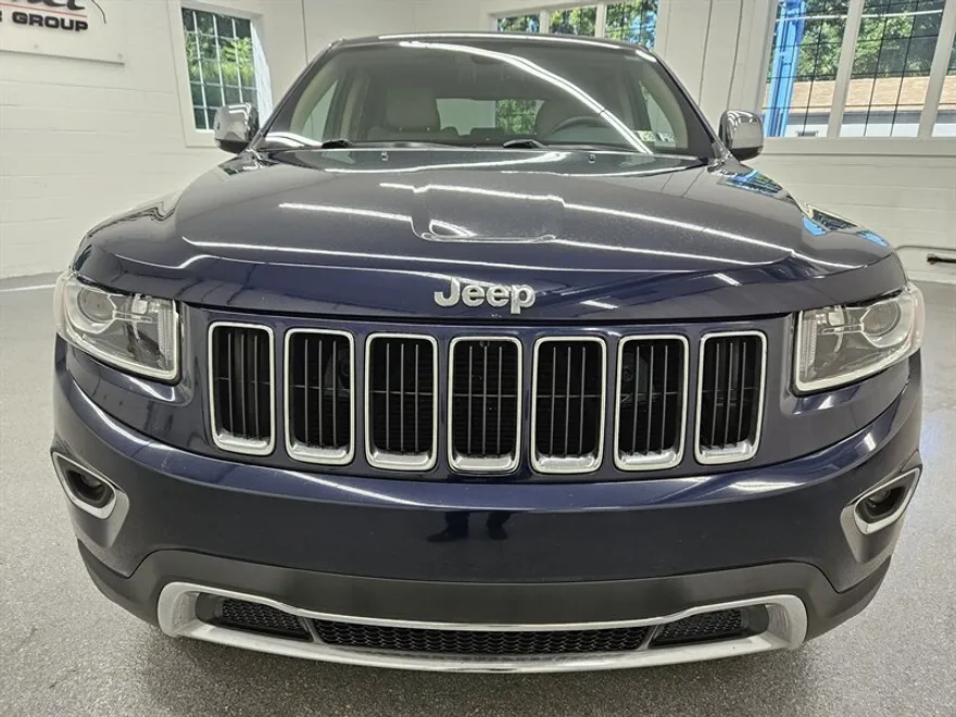 2016 Jeep Grand Cherokee Limited photo 1