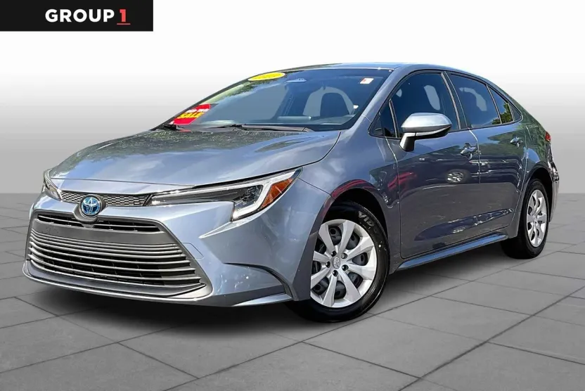 2023 Toyota Corolla Hybrid LE photo 1