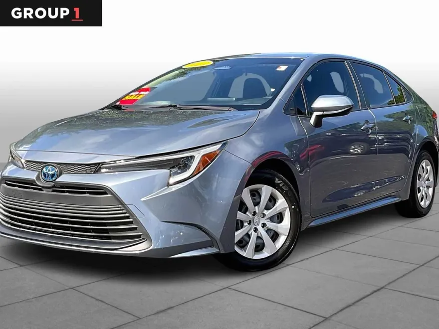2023 Toyota Corolla Hybrid LE photo 1