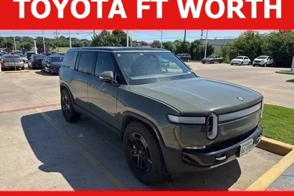 2023 Rivian R1S Launch Edition photo 1