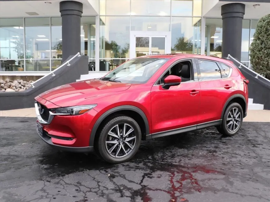 2017 Mazda CX-5 Grand Touring photo 1