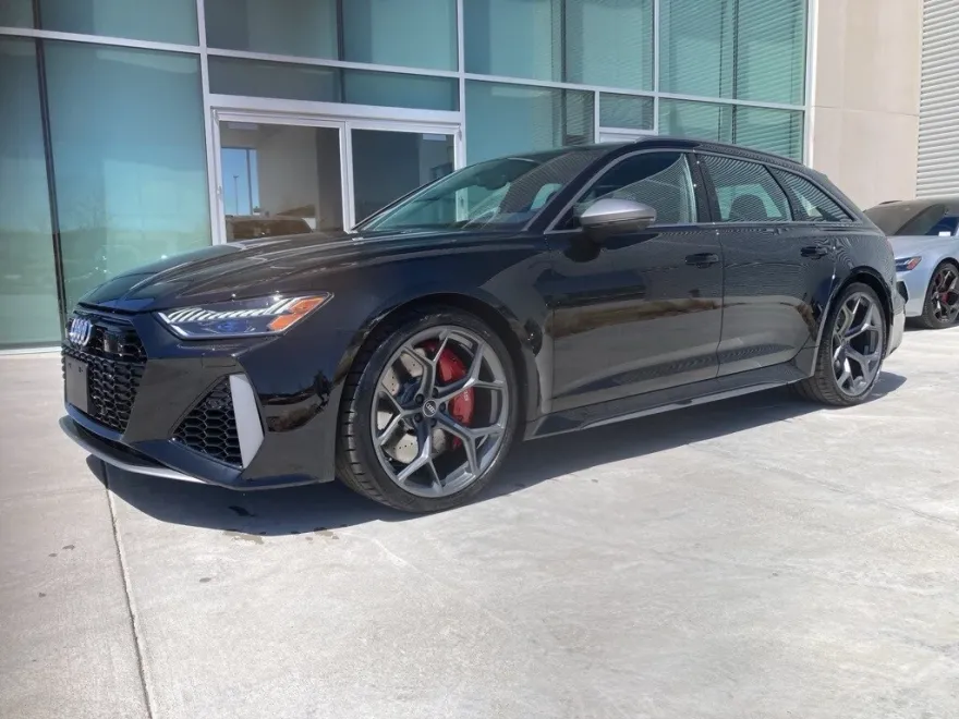 2025 Audi RS 6 Avant Performance photo 1