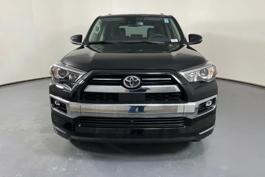2024 Toyota 4Runner Limited photo 1
