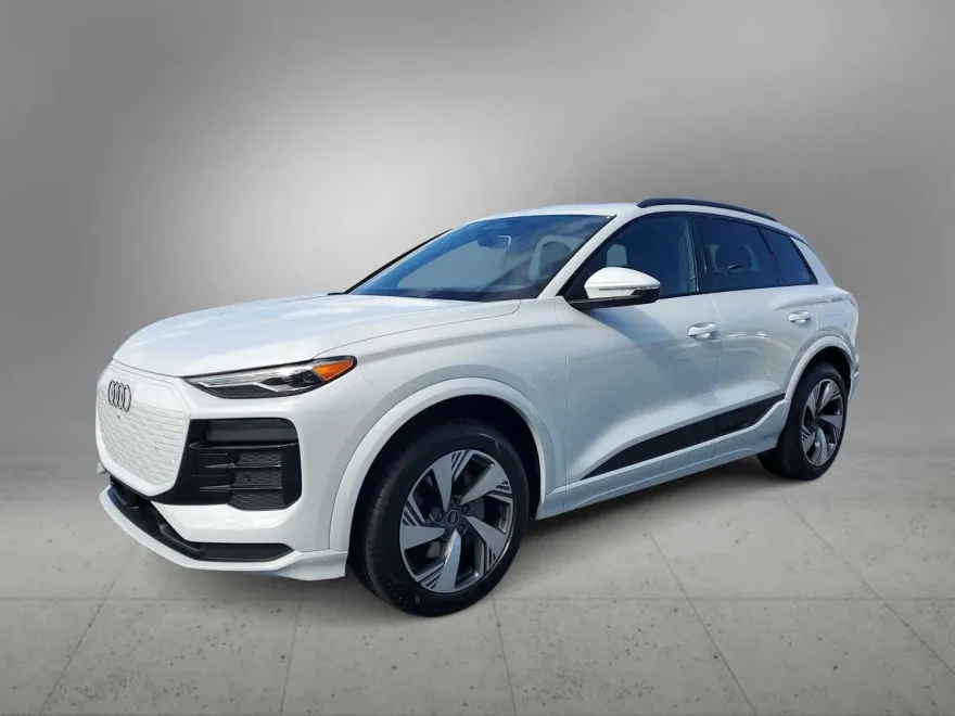 2025 Audi Q6 E-tron Premium photo 1