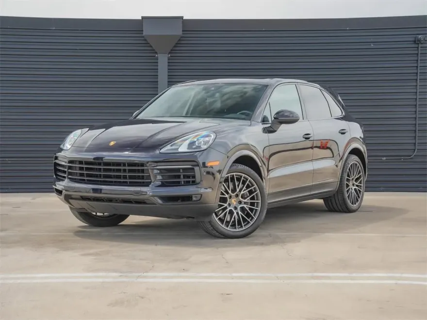 2022 Porsche Cayenne Platinum Edition photo 1