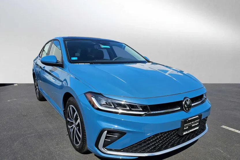 2025 Volkswagen Jetta SE photo 1