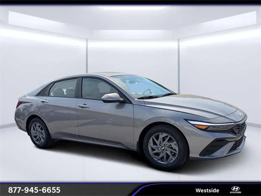 2025 Hyundai Elantra Hybrid Blue photo 1
