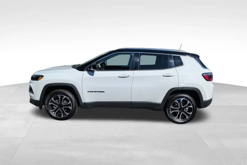 2022 Jeep Compass Limited photo 1