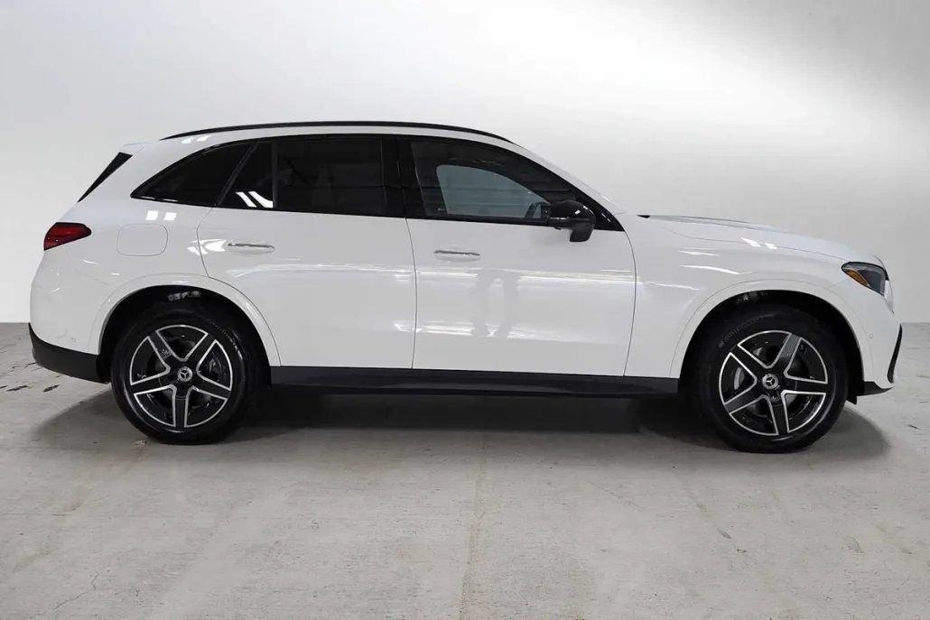 2026 Mercedes Benz GLC 350e 4MATIC photo 1