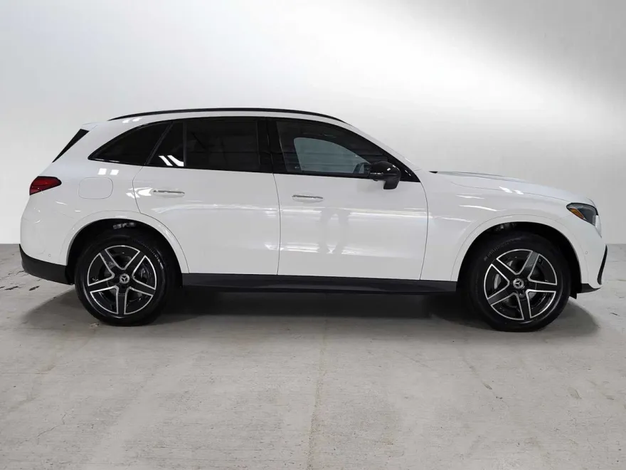 2026 Mercedes Benz GLC 350e 4MATIC photo 1