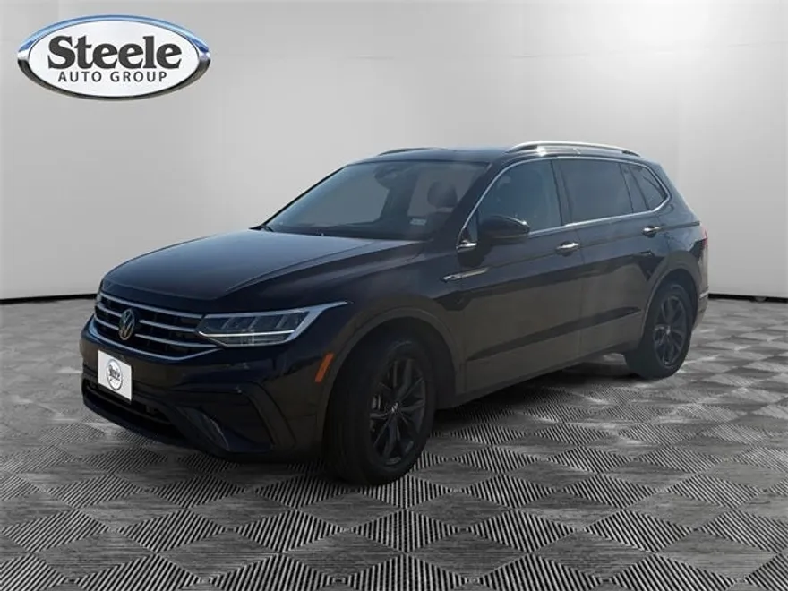 2022 Volkswagen Tiguan SE photo 1