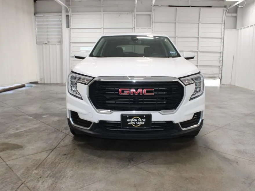 2024 Gmc Terrain SLE photo 1