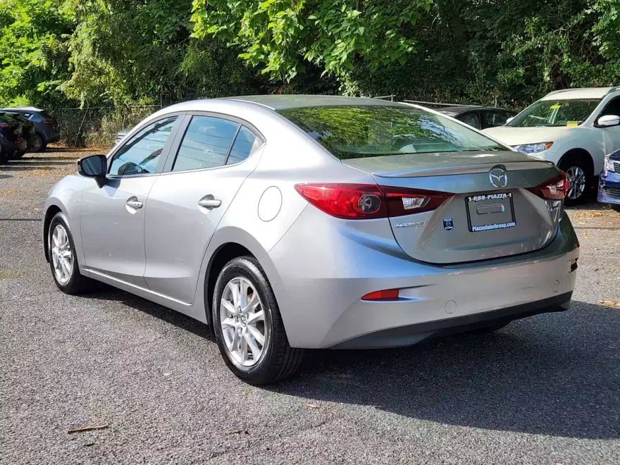 2014 Mazda Mazda3 Touring photo 1