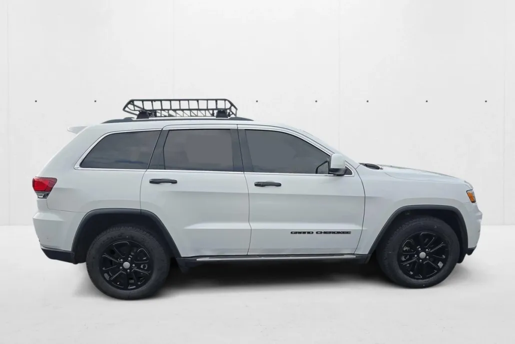 2021 Jeep Grand Cherokee Laredo E photo 1
