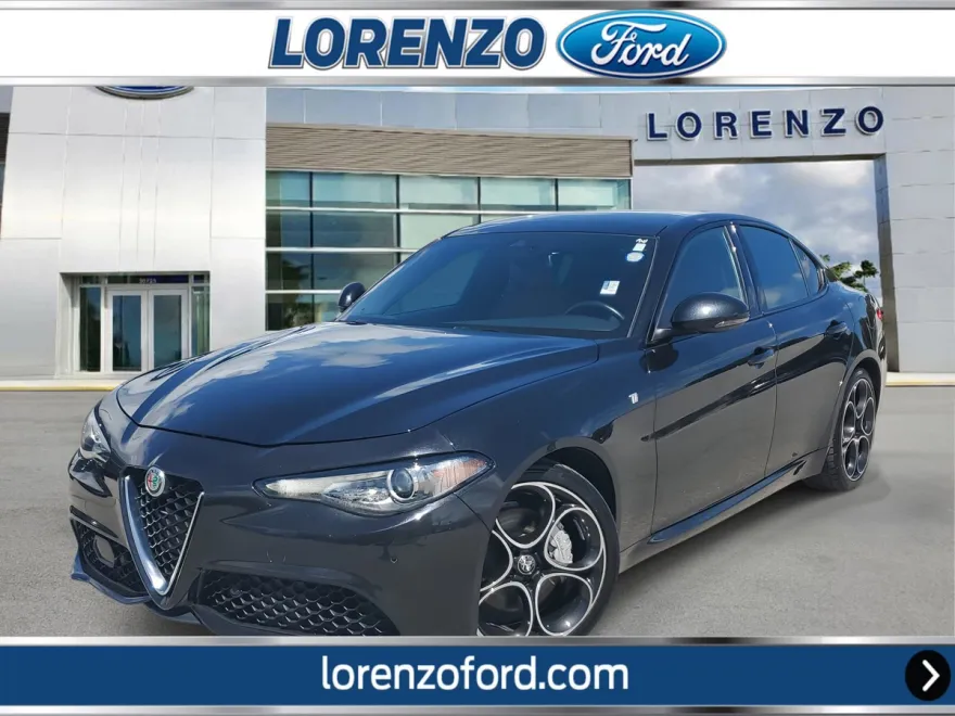 2022 Alfa Romeo Giulia Ti photo 1