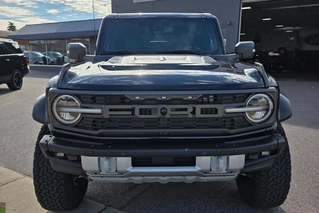 2025 Ford Bronco Raptor photo 1